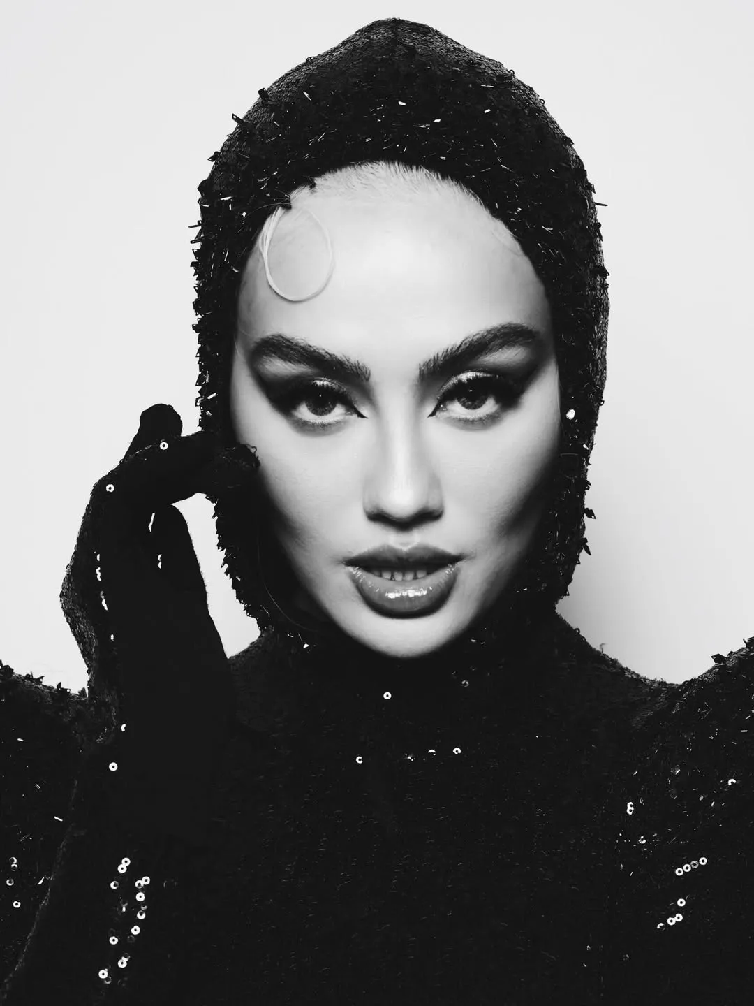 Tanggapan Berkelas Agnez Mo: Klarifikasi Honor Manggung di Dubai dan Pembelaan Terhadap Grup Pendatang Baru