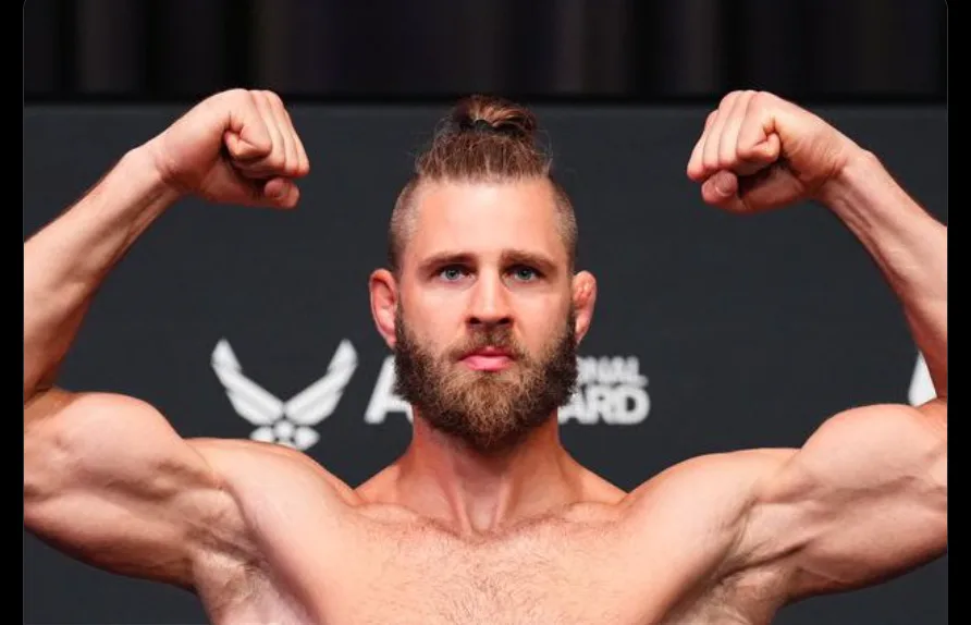 Gempa di Divisi 205 Pon: Pereira Lepas Gelar, Procházka vs Ulberg Jadi Main Event UFC 327
