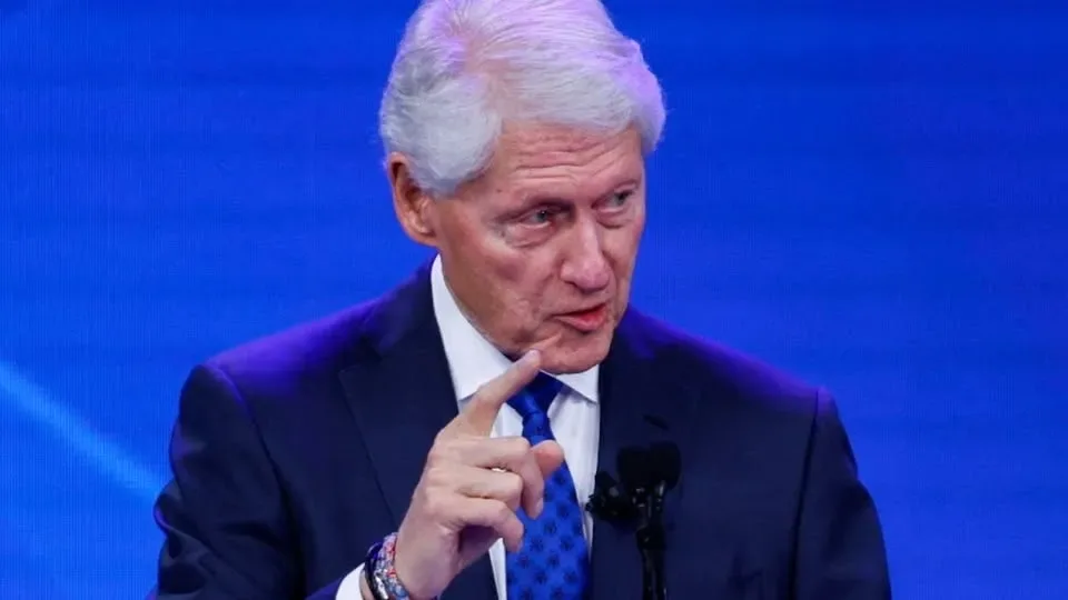 Video Deposisi Dirilis: Bill dan Hillary Clinton Beri Kesaksian di Bawah Sumpah Terkait Kasus Jeffrey Epstein