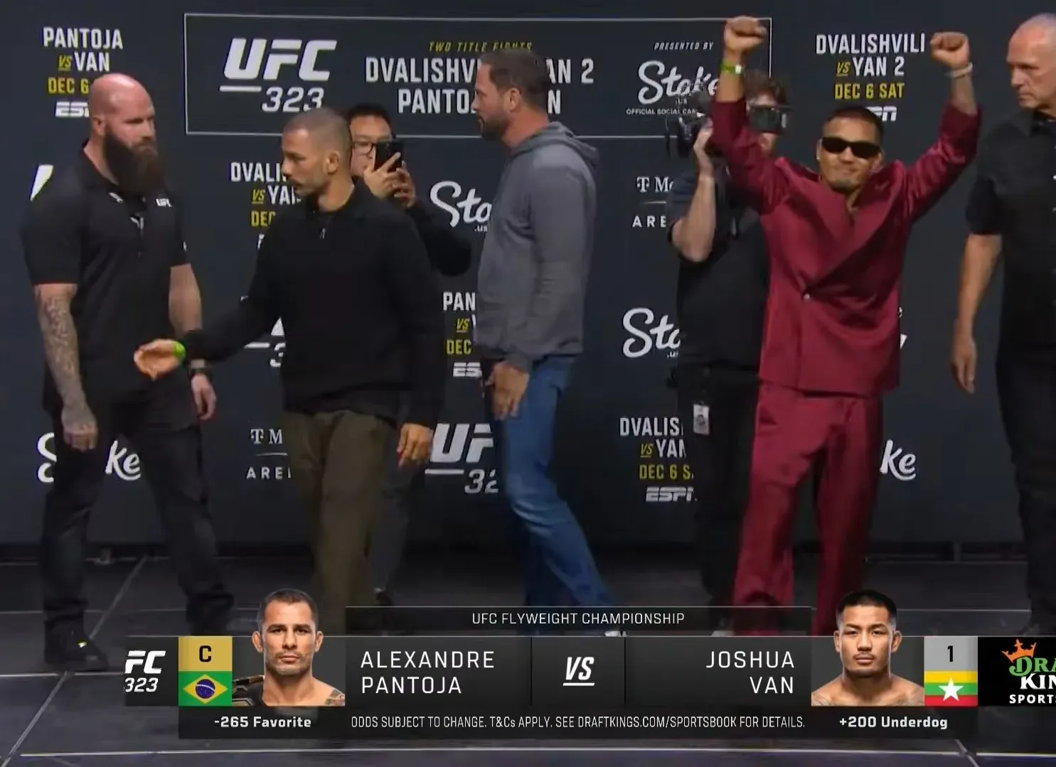 UFC 326: Tatapan Dingin Max Holloway dan Charles Oliveira Viral! Sabuk BMF Jadi Taruhan dalam Duel Para Raja!