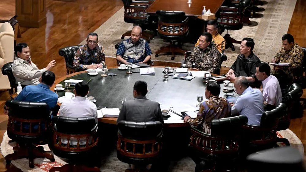 Agenda Strategis di Hambalang: Presiden Prabowo Pimpin Lima Rapat Terkait Pendidikan, Geopolitik, hingga Persiapan Mudik