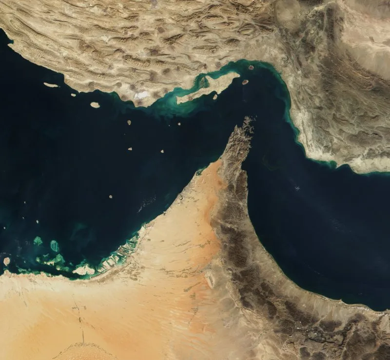 Eskalasi Konflik Iran Picu Lonjakan Minyak ke US$100: Ancaman Kelumpuhan Pasokan Energi Global