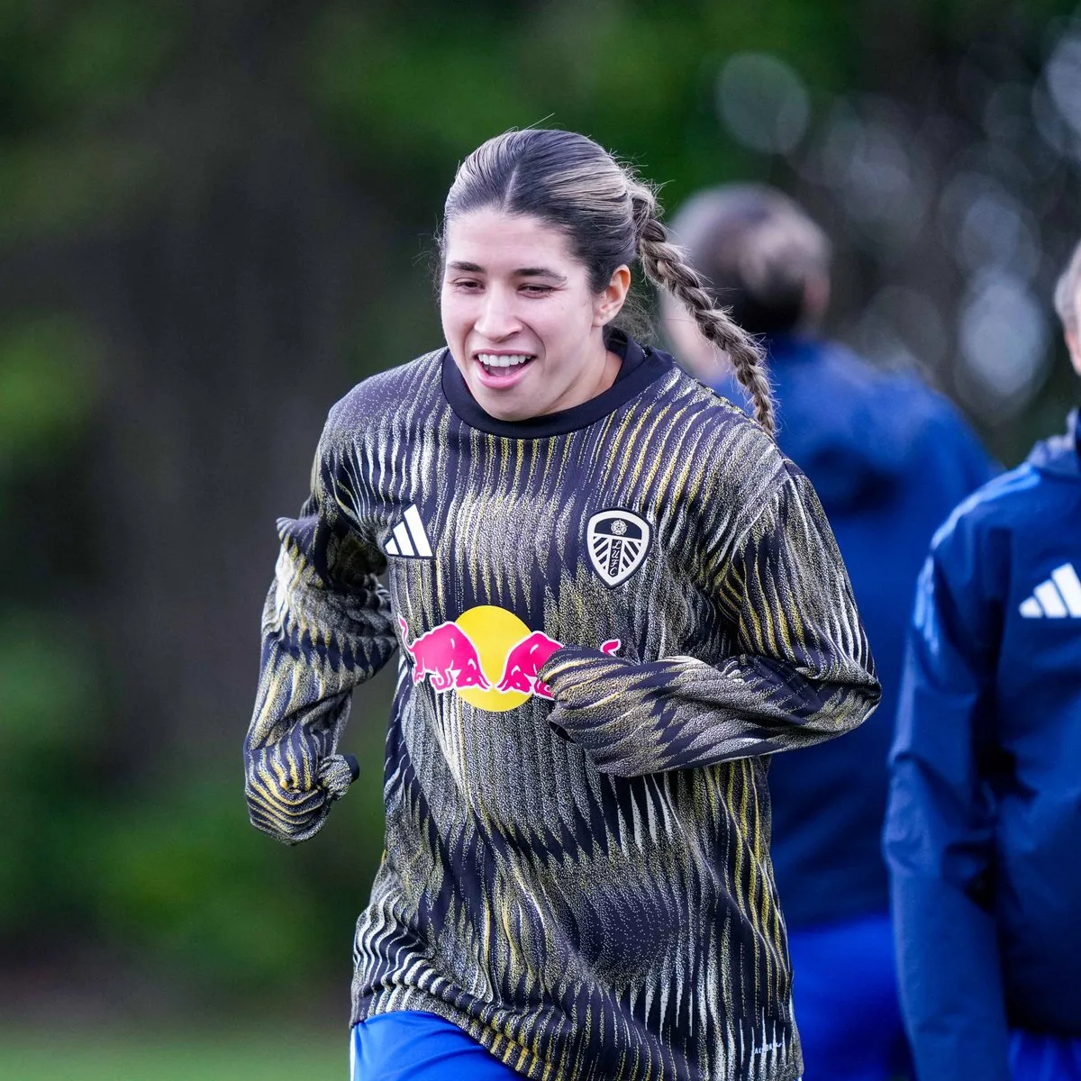 Misi Amankan Poin Krusial: Kath Smith Serukan Fokus Tinggi Jelang Duel Midweek Leeds United Women