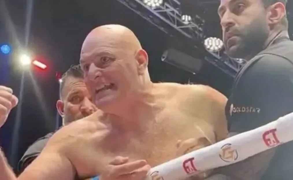 Beda Pandangan: John Fury Kecam Keras Pertunangan Putri Sulung Tyson Fury di Usia 16 Tahun