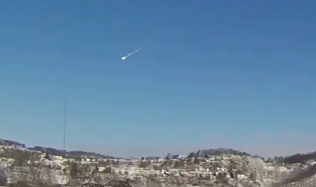Meteor Bola Api Meledak di Langit Ohio dengan Dentuman Sonik Dahsyat