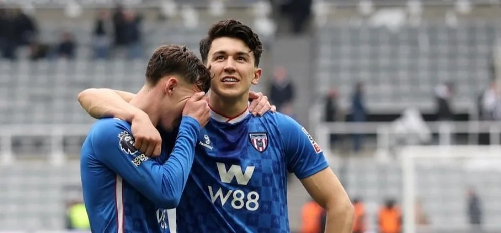 Simbol Pantang Menyerah: Luke O'Nien dan Kristalisasi Semangat Tempur Sunderland A.F.C.