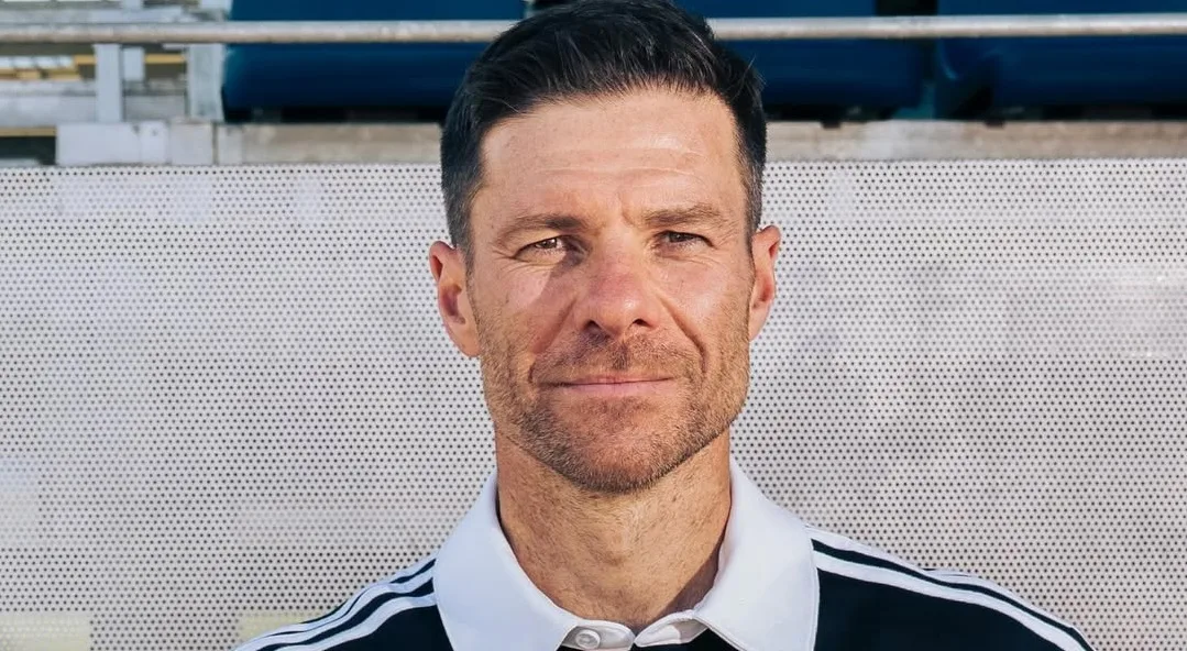 Krisis Anfield Memanas: Mo Salah Umumkan Hengkang, Blunder Kontrak Dikritik, dan Xabi Alonso Incar Posisi Arne Slot