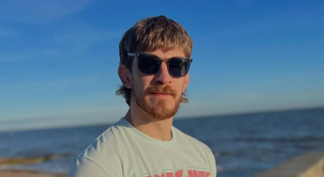 Cerita Unik Arnold Allen: Terima Jadwal Pertarungan UFC Saat Sedang Asyik Makan Fish and Chips