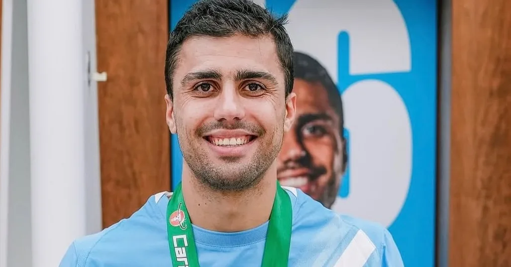 Pintu Terbuka Lebar: Rodri Hernandez Lempar Sinyal Ketertarikan Pindah ke Real Madrid