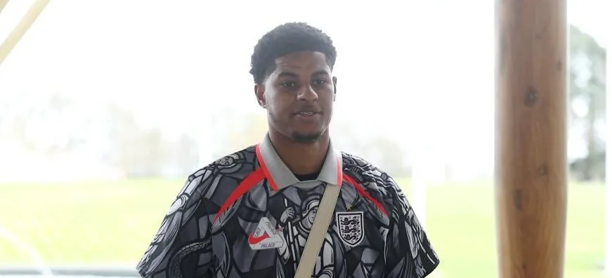 Kejutan Transfer: Man United Ditawari Bintang Barcelona dalam Skema Barter Marcus Rashford