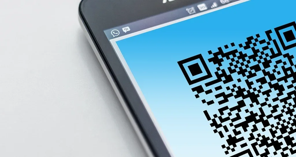 Awas Scam Tilang QR Code: Trik Baru Hacker Lewati Filter Keamanan SMS