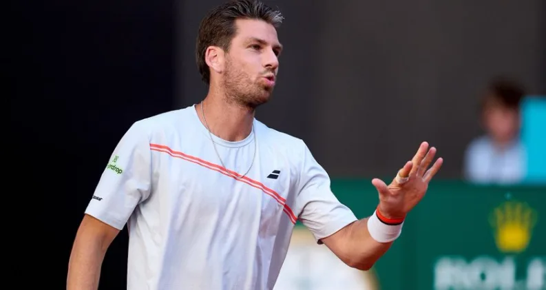 Duel Strategis: Cameron Norrie Tantang Jannik Sinner di Madrid dan Kedaulatan Dominasi Elite 2026