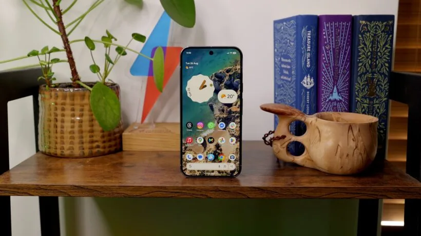 Google Tegaskan Tidak Akan Meniru Desain "Liquid Glass" Apple pada Ekosistem Android