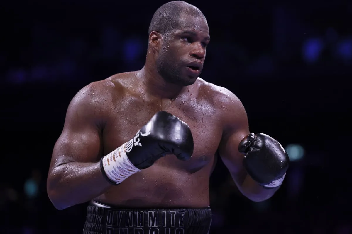 Pembuktian Daniel Dubois: Bangkit dari Kanvas Dua Kali untuk Hentikan Fabio Wardley dan Rebut Gelar Juara Dunia