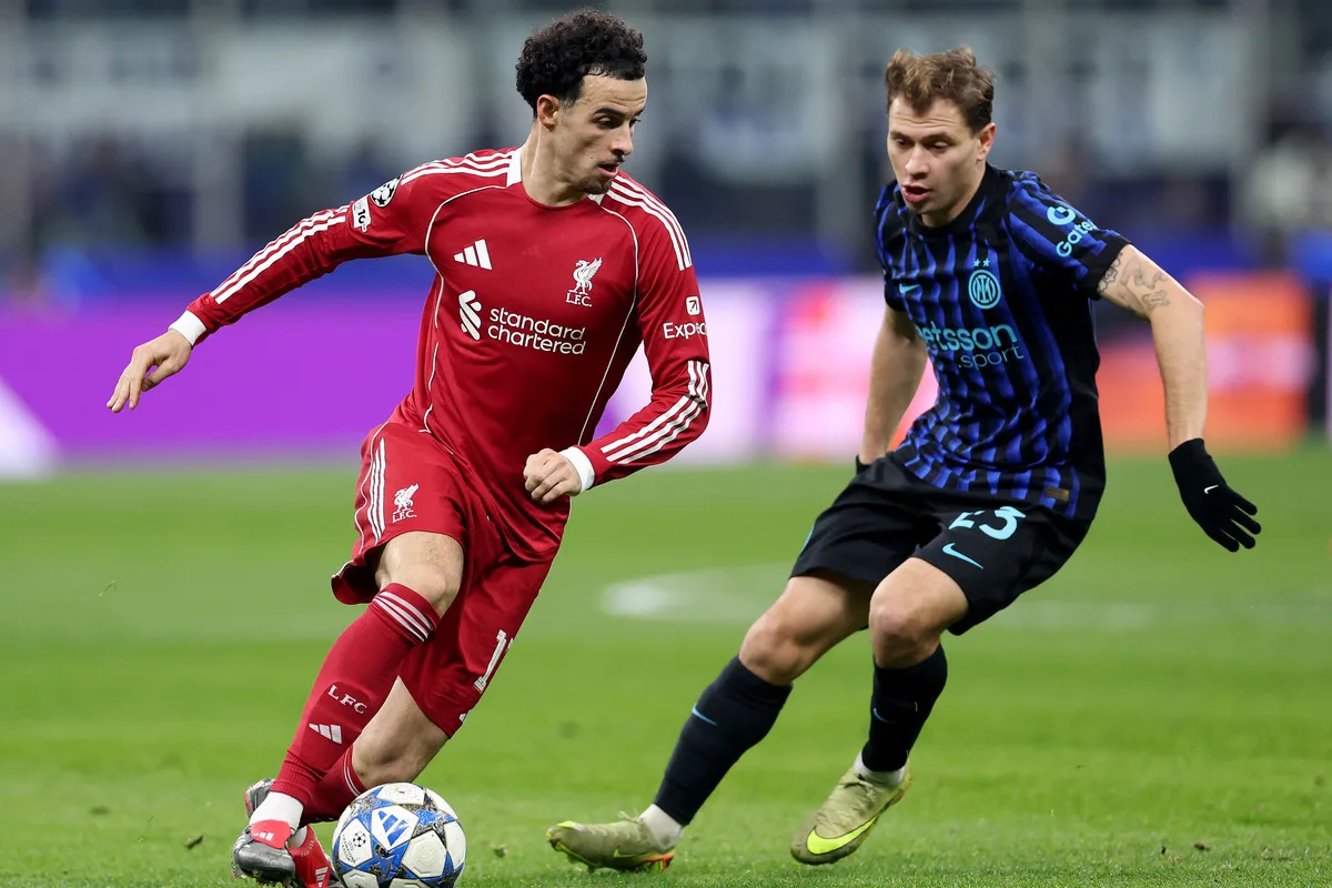 Heskey Dorong Curtis Jones Ikuti Jejak McTominay ke Serie A: Inter Incar Gelandang Liverpool