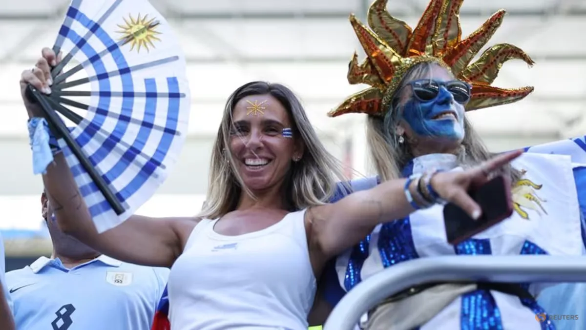 Suhu 30 Derajat Celsius Tak Surutkan Semangat Suporter di Laga Uruguay vs Cape Verde