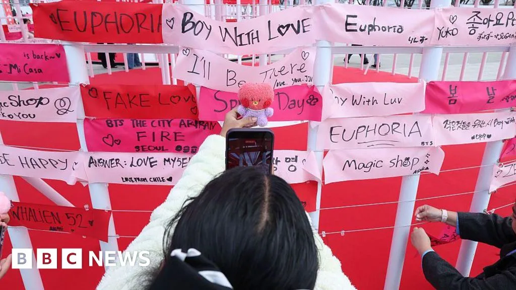 BTS Army di Asia Tenggara Raib Ratusan Juta: Antre Tiket Berujung Petaka