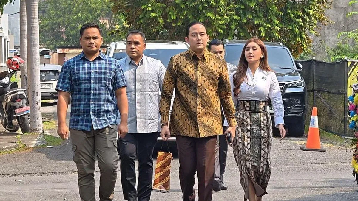 Sekretaris Pribadi Prabowo Bertemu Jokowi di Solo: Silaturahmi atau Pesan Khusus?