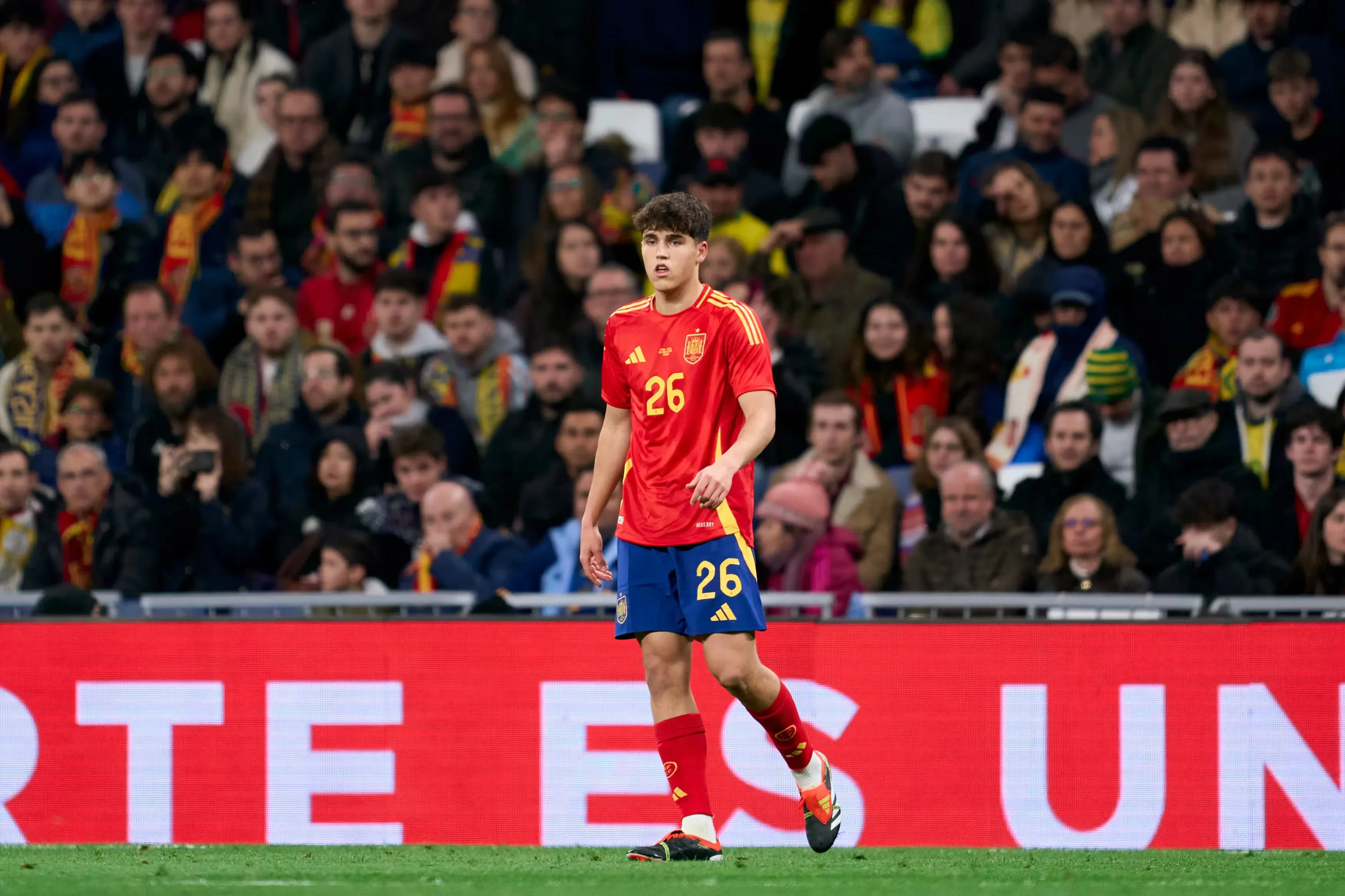Dari Desa Tanpa Lapangan ke Panggung Dunia: Kisah Pau Cubarsi, Bek Muda Spanyol yang Bersinar di Piala Dunia 2026