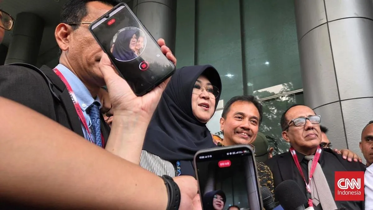 Sidang Perdana Kasus Ijazah Jokowi: Dokter Tifa Hadapi Meja Hijau 2 Juli