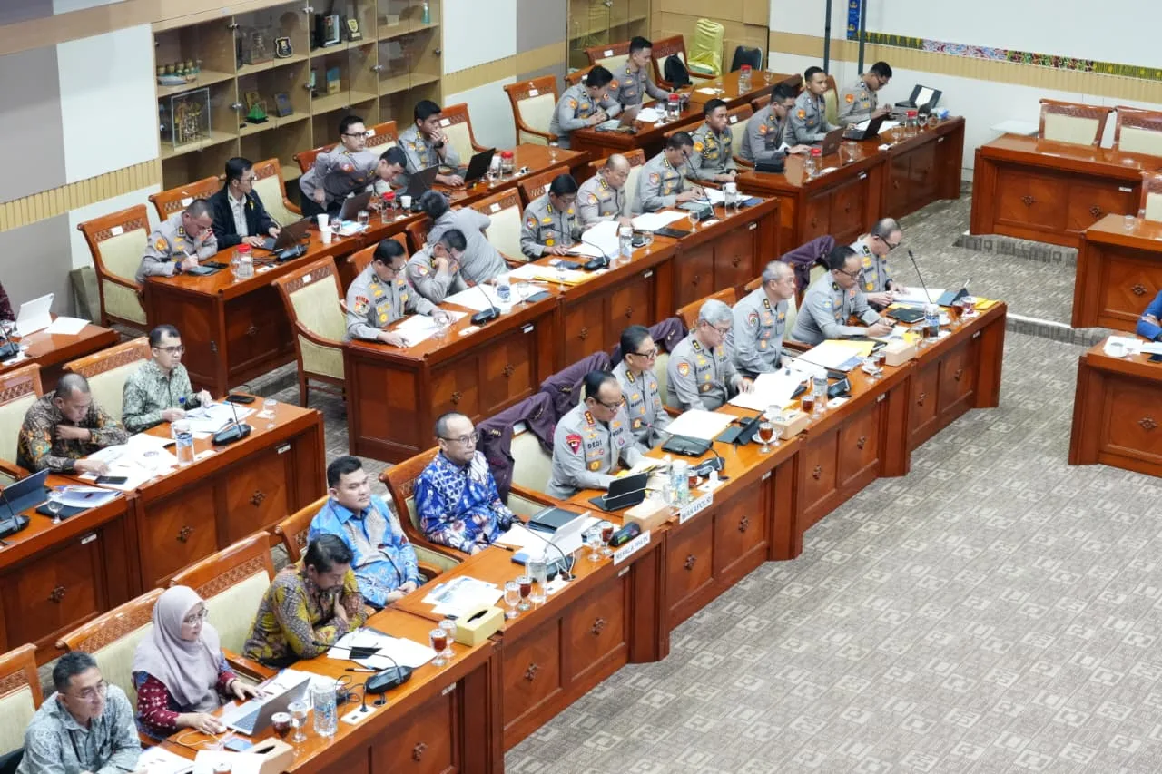 Survei Litbang Kompas 2026: Skor Profesionalitas Polri Naik, DPR Ingatkan Evaluasi Berkelanjutan