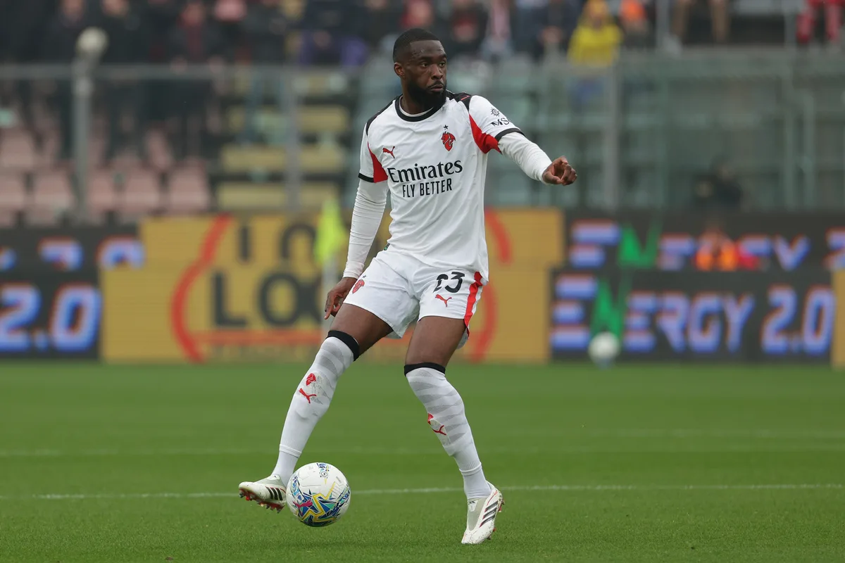 Al-Hilal Berburu Fikayo Tomori, AC Milan Pasang Harga Rp350 Miliar