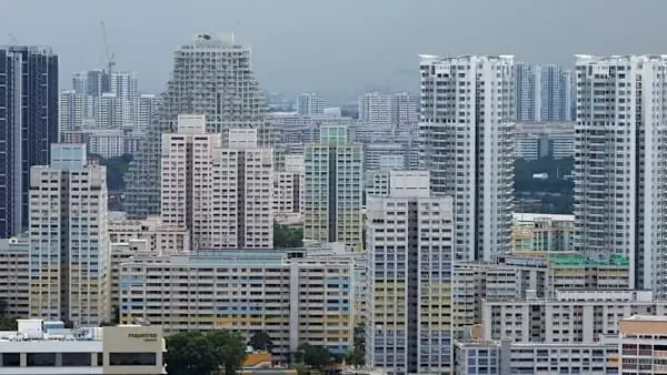 Penduduk Singapura Dikejutkan Bau Kimia: NEA Aktif Pantau Kualitas Udara