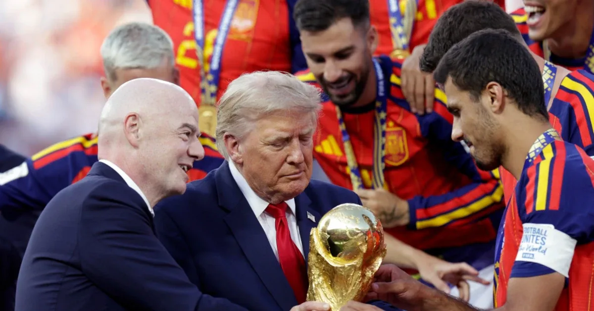 Bersiul dan Cemooh Sambut Trump saat Beri Trofi Piala Dunia 2026