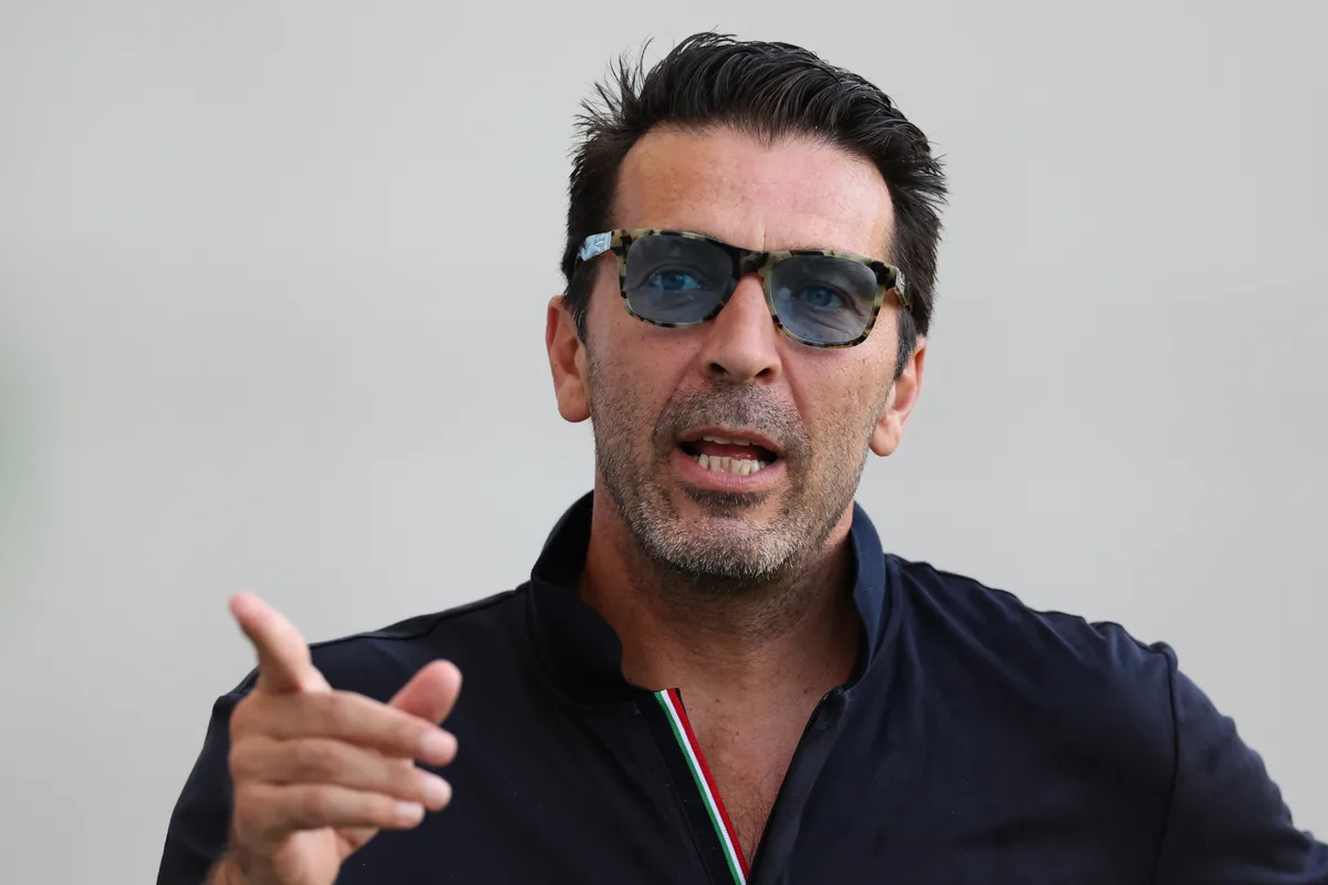 Pirlo Kandidat Terkuat Pelatih Italia, Buffon Tolak Kembali ke Tim Nasional