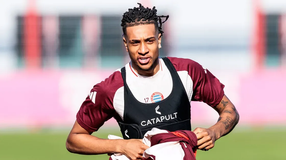 Michael Olise Main Bola di Taman New York Usai Pecahkan Rekor Piala Dunia 2026