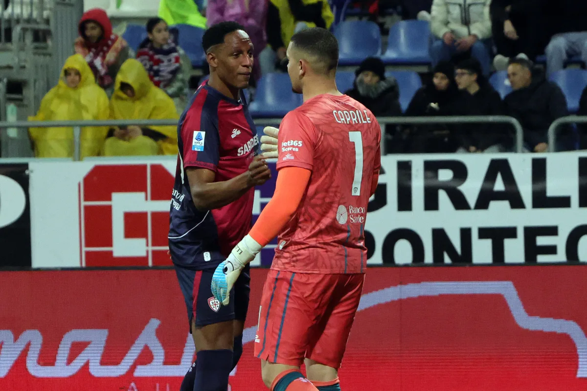 Yerry Mina Jadi Ujung Tombak Cagliari untuk Gaet Rekan Setim Quintero