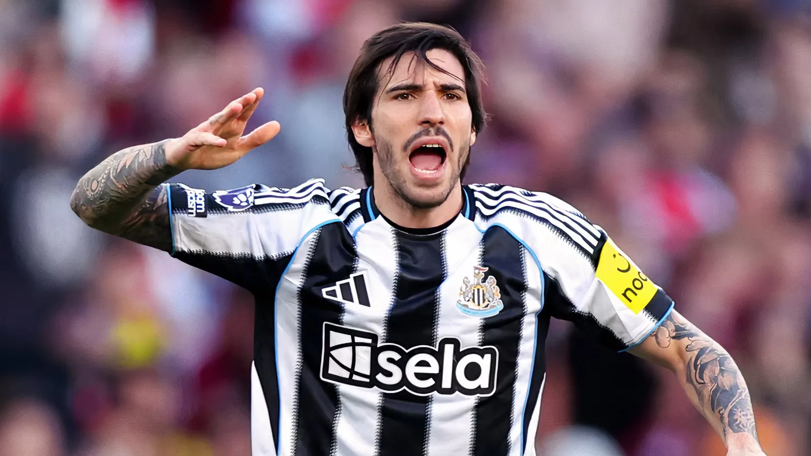 Newcastle Incar Fikayo Tomori: Repetisi Sukses ala Sandro Tonali