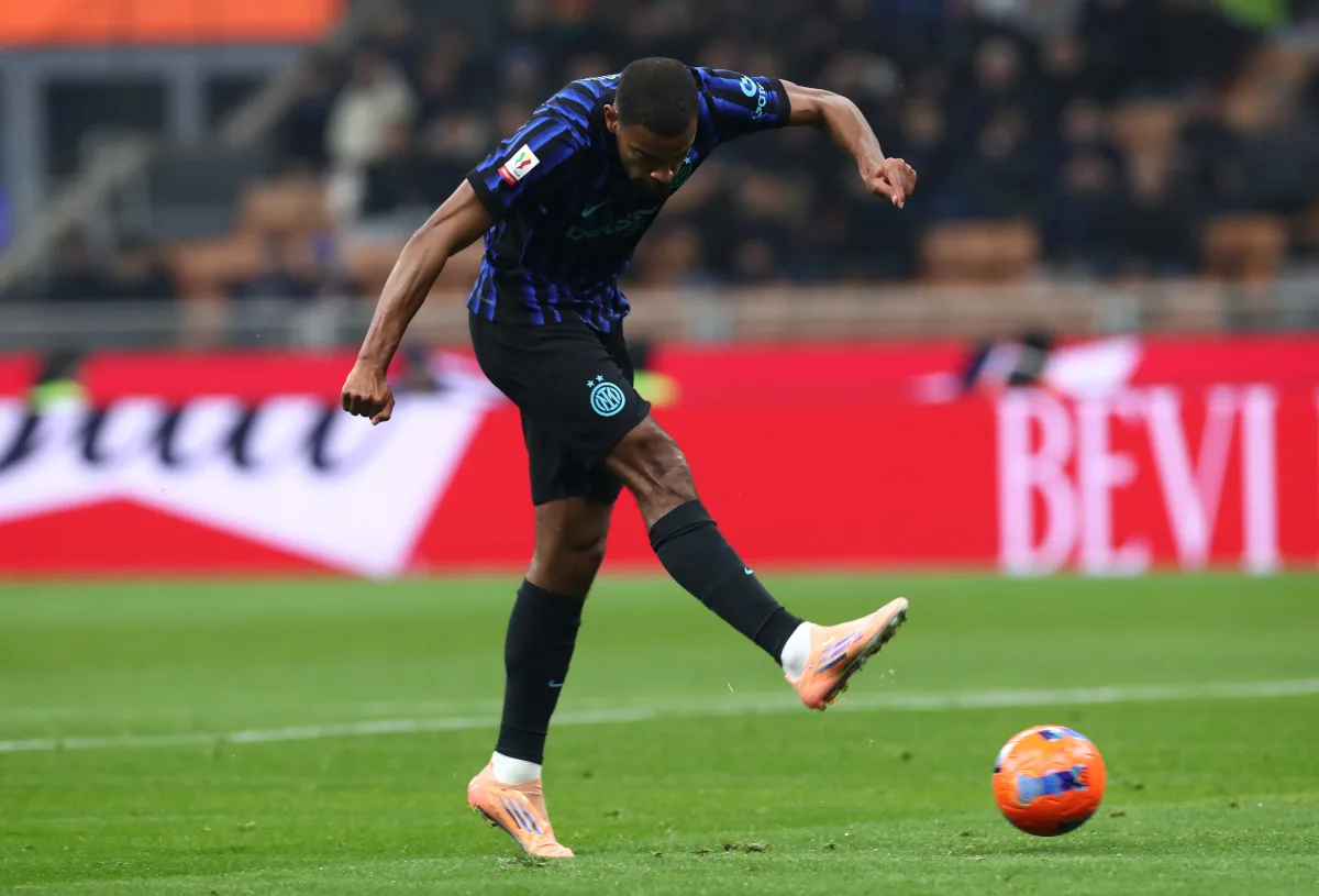 Dua Gol Spektakuler Diouf di Injury Time Bawa Inter Milan Comeback Lawan Karlsruher