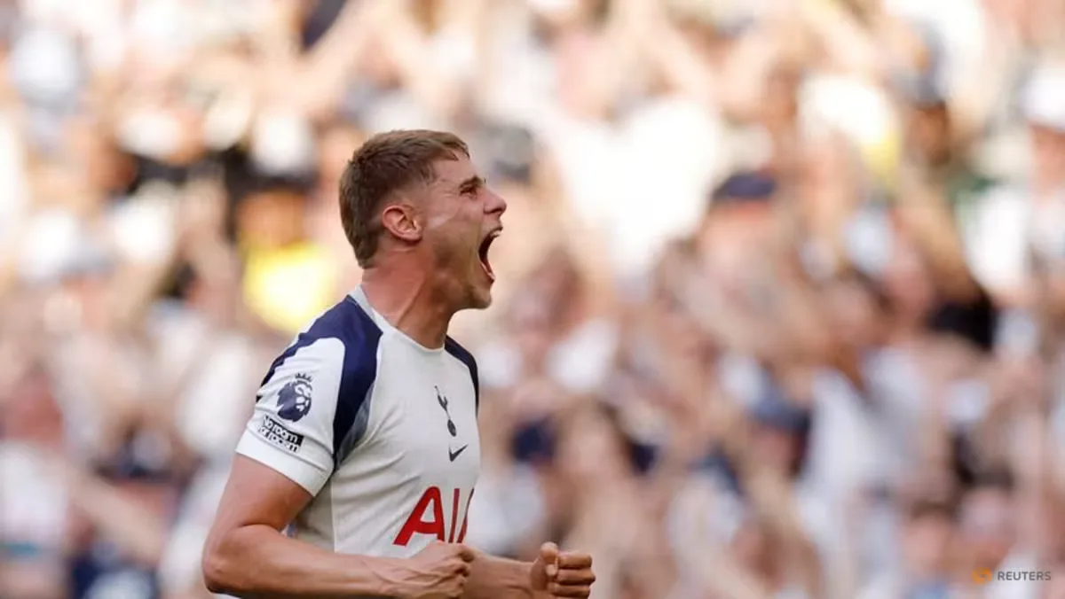 Setelah Nyaris Degradasi, Tottenham Pamer Kekuatan Finansial: £237 Juta untuk Tim Impian De Zerbi