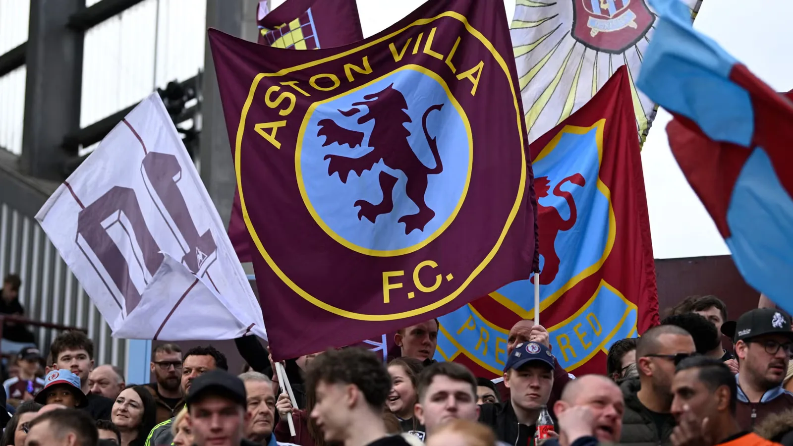 Unai Emery Kembali ke Sumber: Aston Villa Berburu Nicolas Jackson demi Perkuat Lini Depan