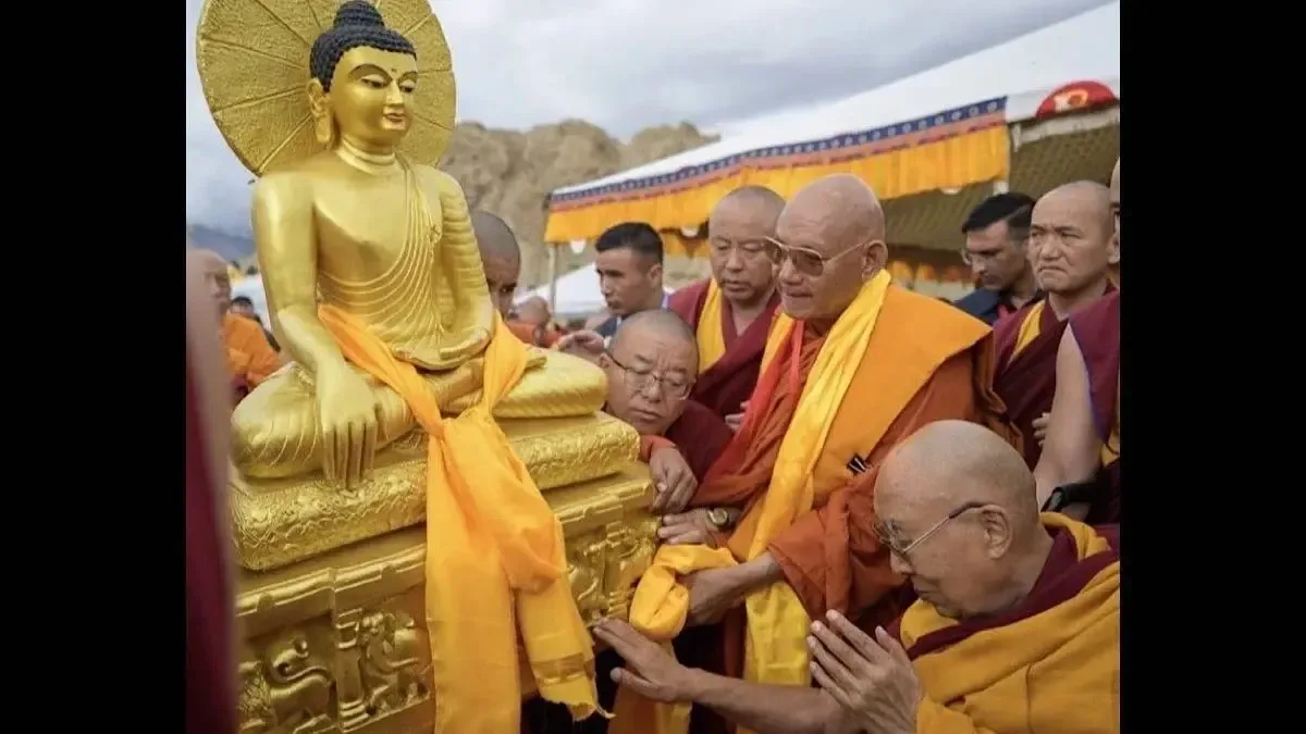 Dalai Lama Kembali ke Pusat Meditasi Mahabodhi di Leh Setelah 32 Tahun, Tandai Era Baru Pendidikan dan Teknologi