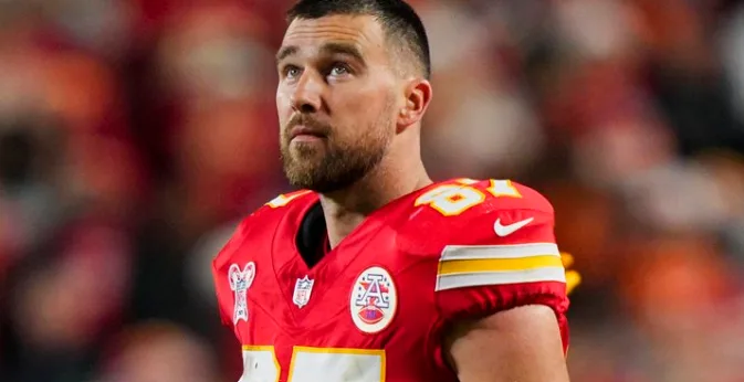 Travis Kelce Guncang Dunia Mode! Gigi Hadid Berikan Reaksi Tak Terduga