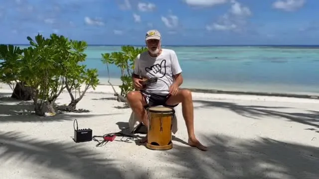 Bintang Fleetwood Mac, Mick Fleetwood, Menikah untuk Kelima Kalinya di Usia 78 Tahun