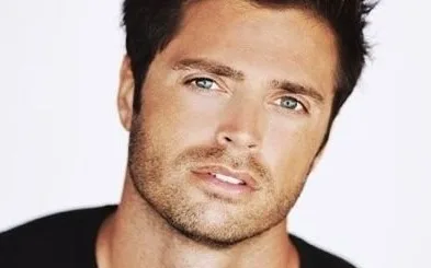 Bintang 'Baywatch' David Charvet Buka Suara Usai Tak Sengaja Menabrak Anjing Tetangga Hingga Mati