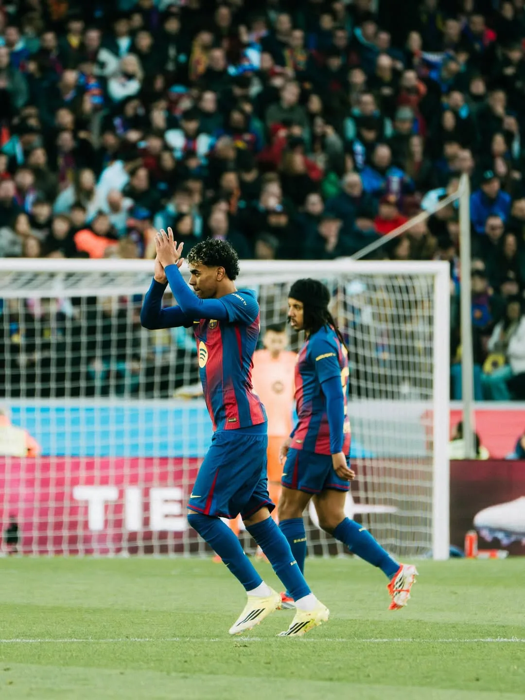 Lamine Yamal Cedera Usai Cetak Gol Penalti Kemenangan Barcelona atas Celta Vigo: Ancaman Patah bagi La Liga