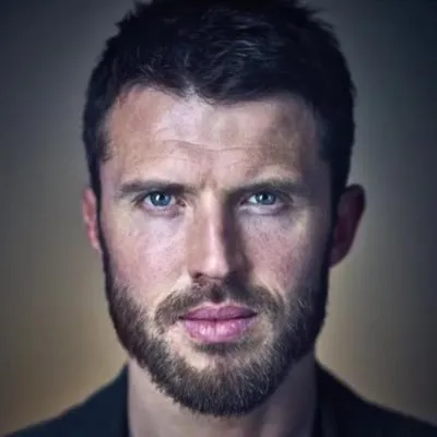 Michael Carrick di Ambang Kontrak Permanen: Kemenangan atas Liverpool Menjadi Penentu Nasib di Old Trafford