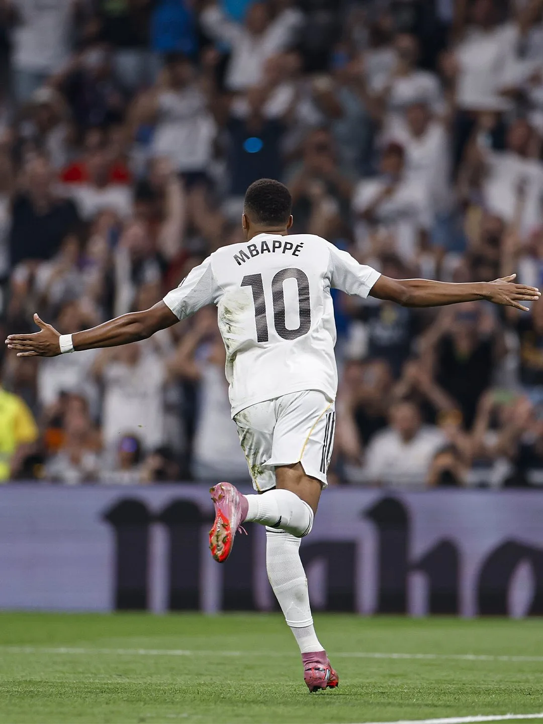 Mbappé Klaim Dianggap Striker Pilihan Keempat, Arbeloa Bantah Langsung