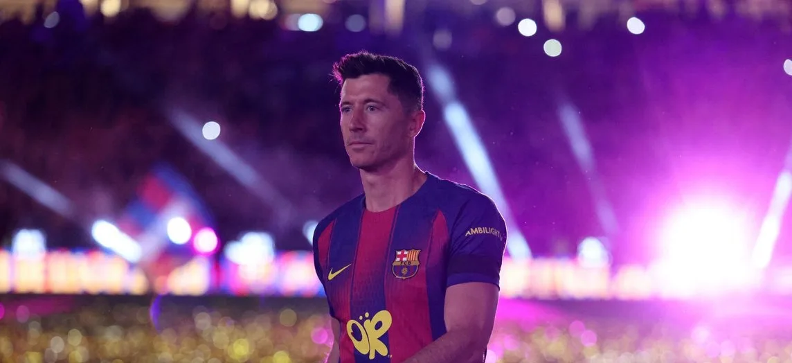 Akhir Sebuah Era: Robert Lewandowski Resmi Konfirmasikan Keluar dari Barcelona Akhir Musim Ini