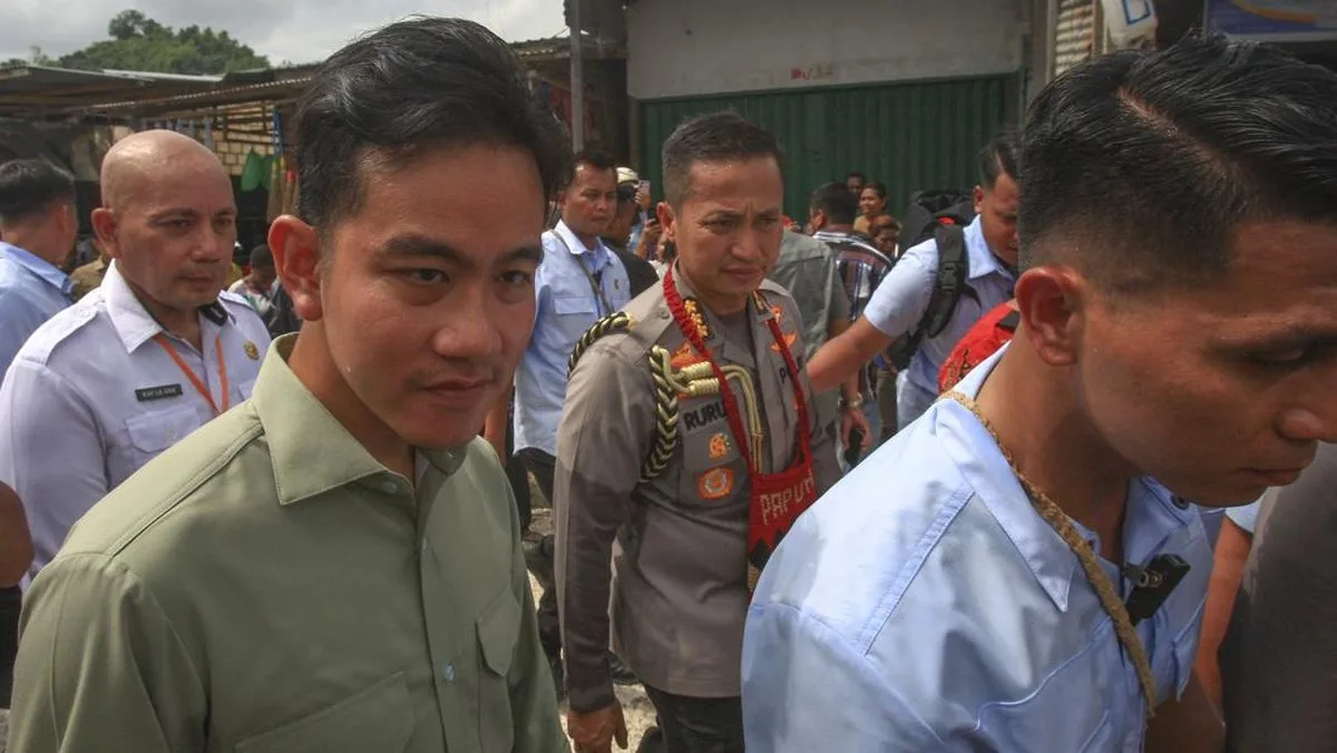 Gibran Doakan Kesembuhan Roy Suryo dan Tifa: Ikuti Proses Hukum