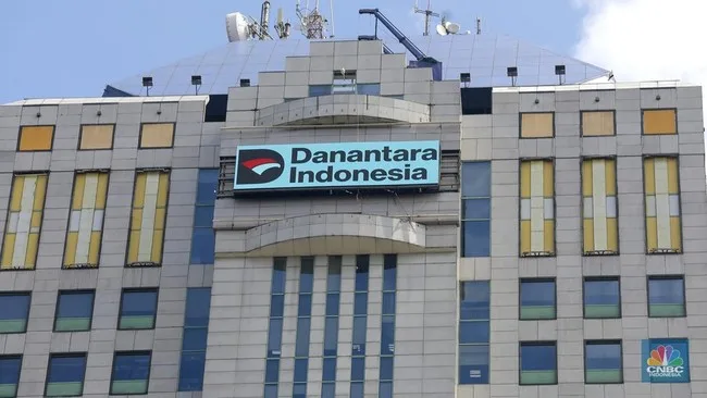 Transformasi BUMN di Bawah Danantara: Laba Pelindo dan Pupuk Indonesia Melonjak