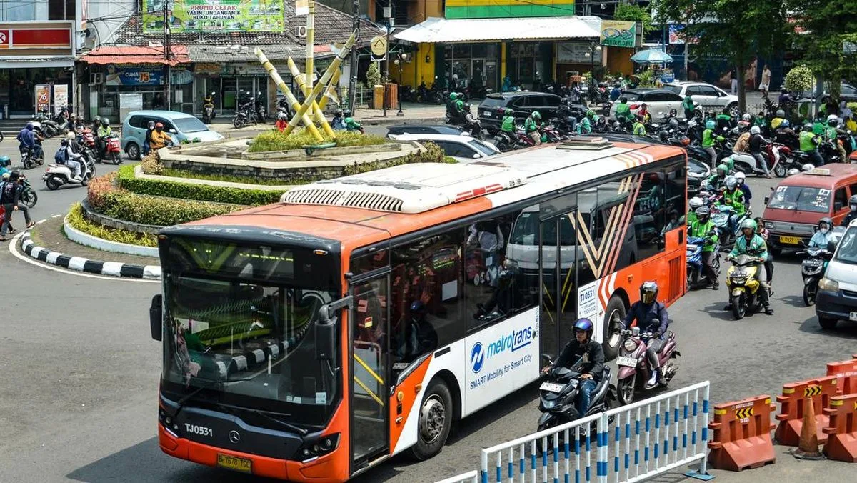Subsidi Transportasi Jakarta Tembus Rp3,75 Triliun, Tarif Transjakarta Tak Berubah 22 Tahun