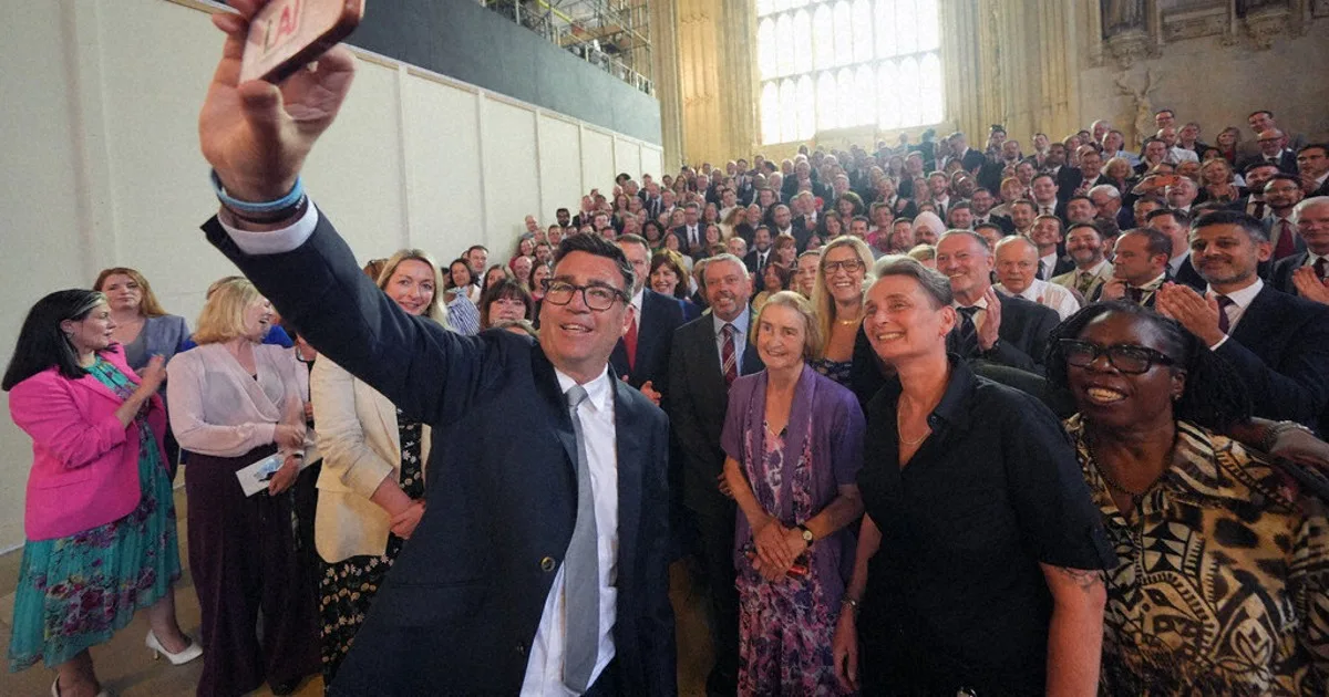 Kursi Perdana Menteri Inggris: Andy Burnham Siap Gantikan Starmer Tanpa Lawan
