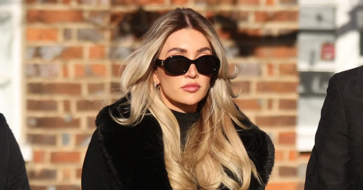 Kenangan yang Terhapus: Kate Cassidy Mulai Hapus Tato Peringatan untuk Liam Payne