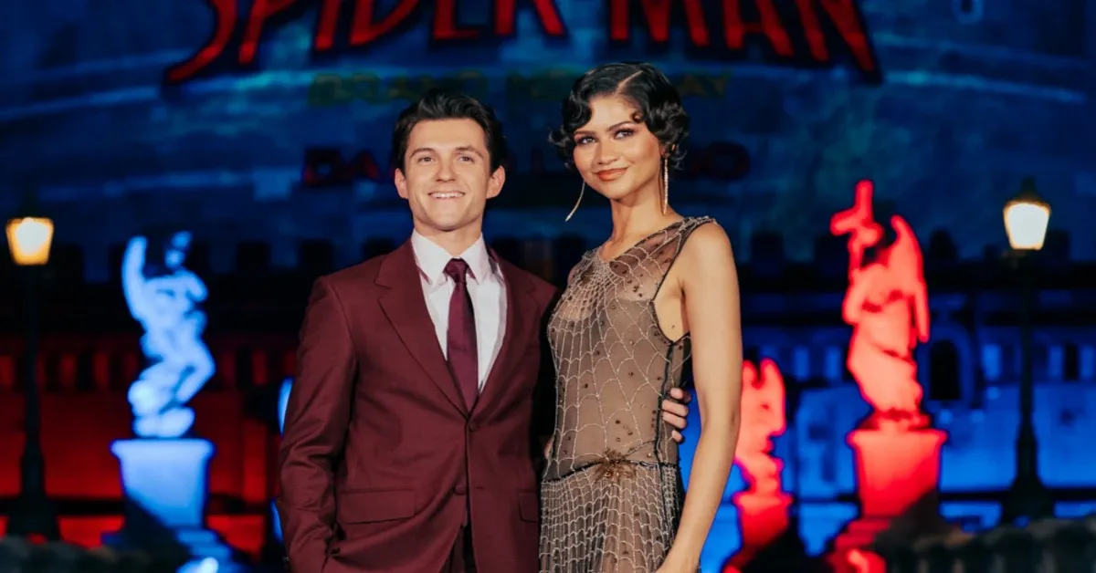Tom Holland Mengaku Curi Produk Skincare Zendaya Demi Tampil Sempurna