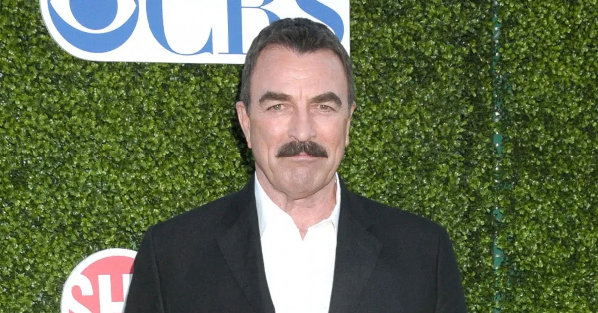 Tom Selleck Rela Gaji Dipotong 25 Persen Demi Menyelamatkan Blue Bloods